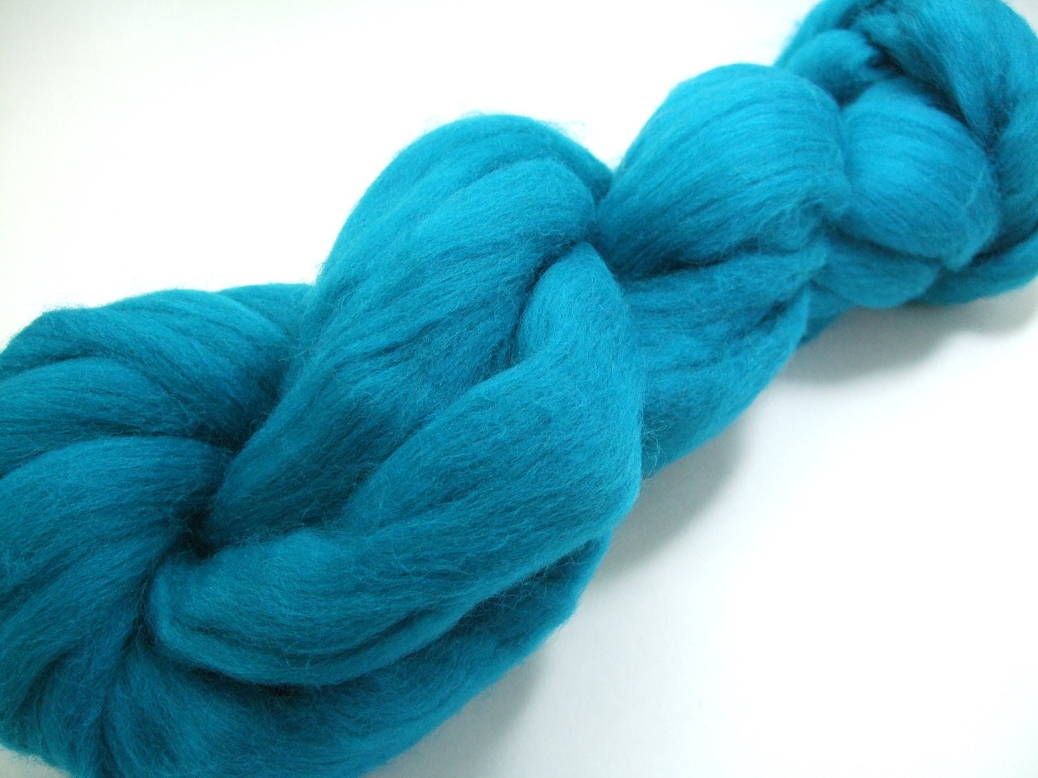 Mill-end wool top - aqua blue