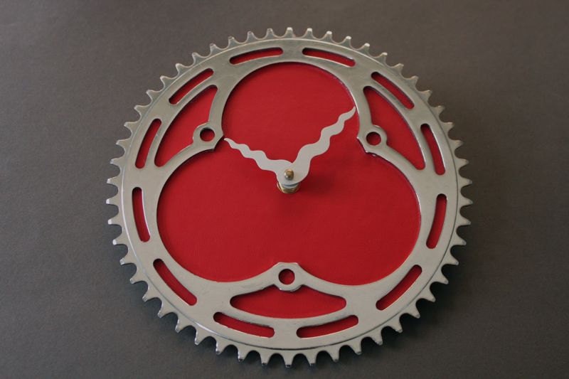 bicycle clock -retro red