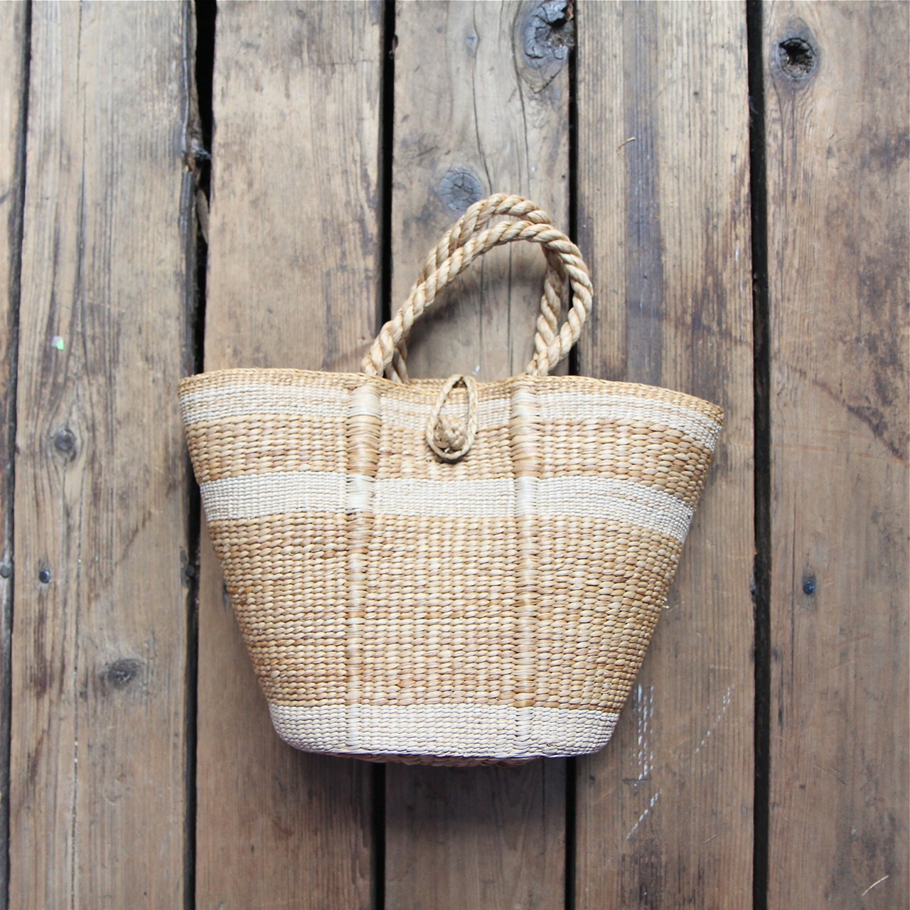 Vintage Straw Tote Bag / Hand Bag Polka Dot Striped