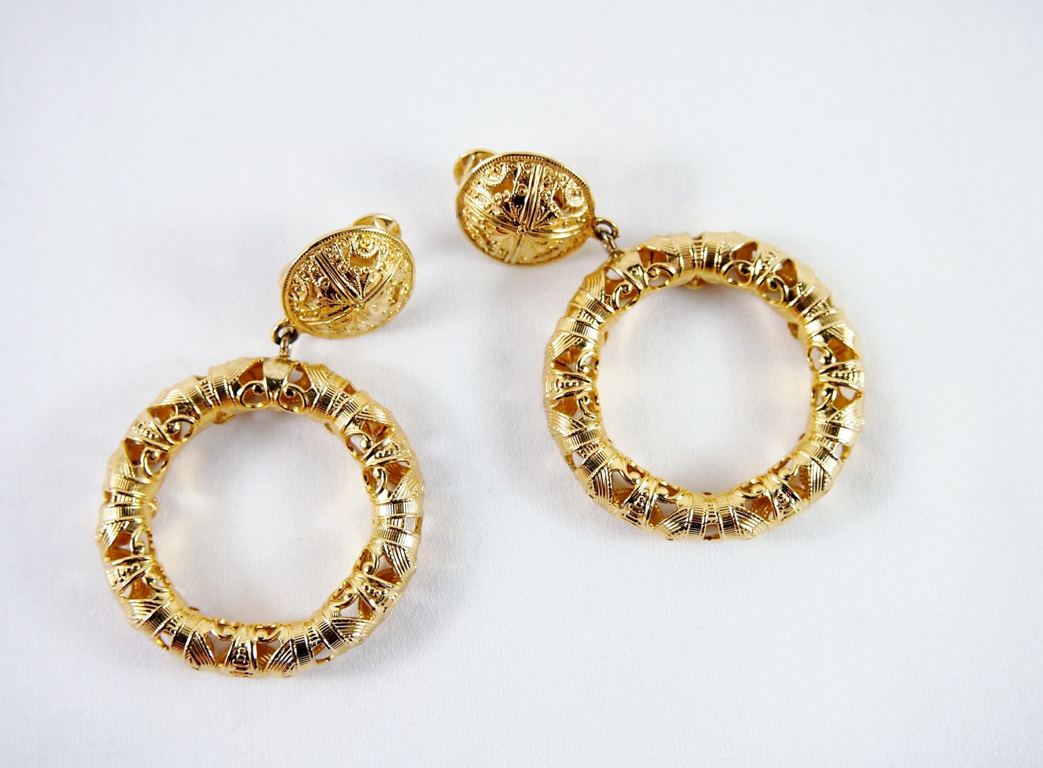 Monet Filigree 80s Hoop Earrings Vintage Jewelry