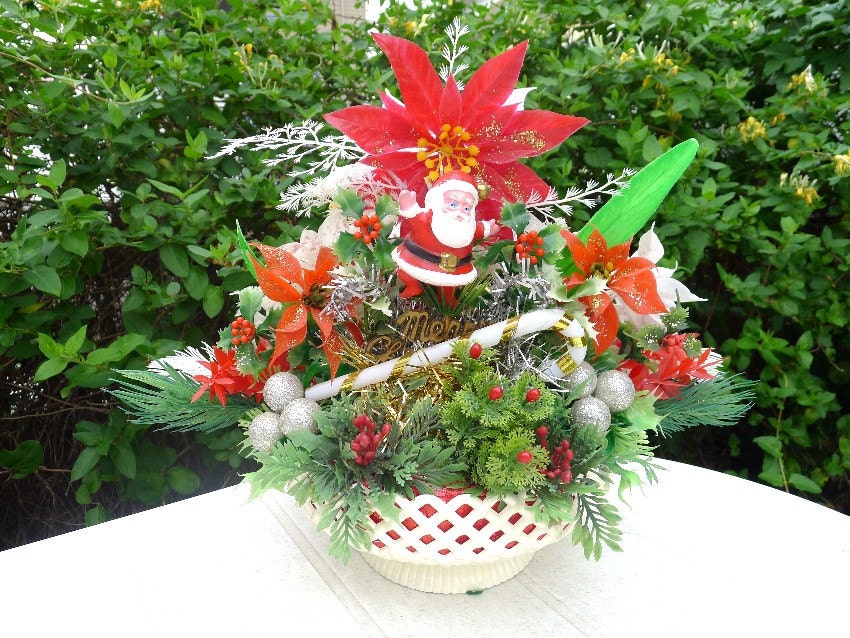 1960's Christmas Floral Centerpiece Super Retro By Mrfilthyrotten