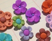 Flower Shank Buttons - Darling Detailed Sewing Embellishments - 9 Buttons