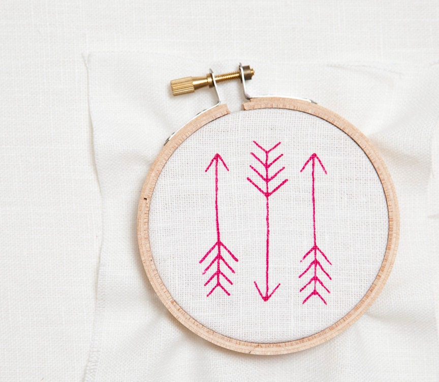 Mini Arrow Embroidery Kit - Magenta