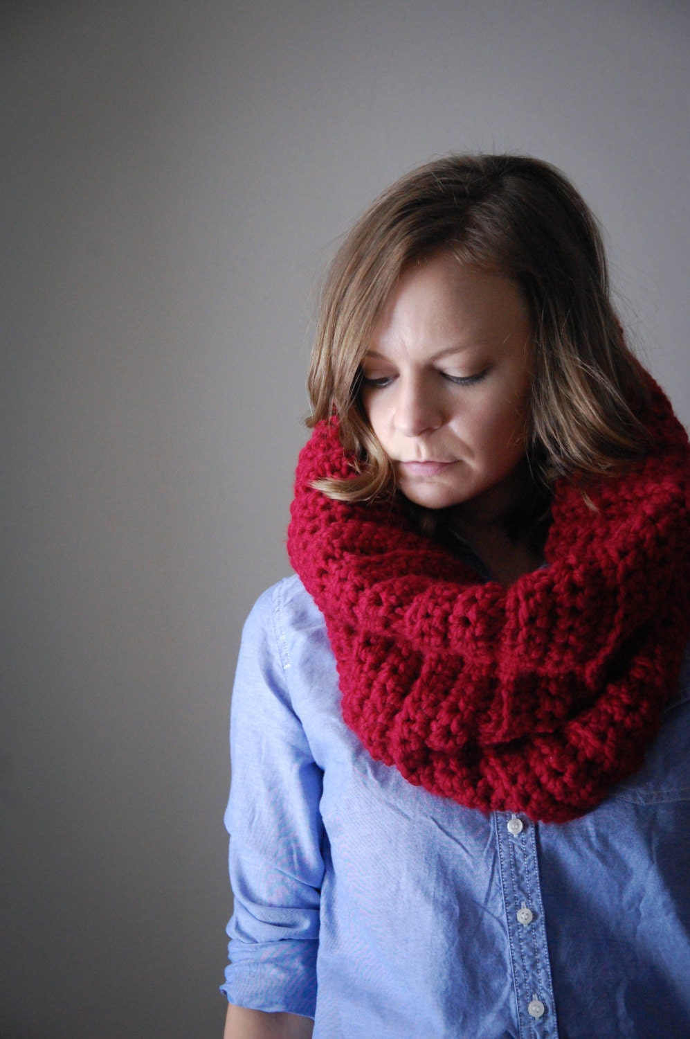 chunky textured cowl scarf shawl hood / THE POLAR / cranberry