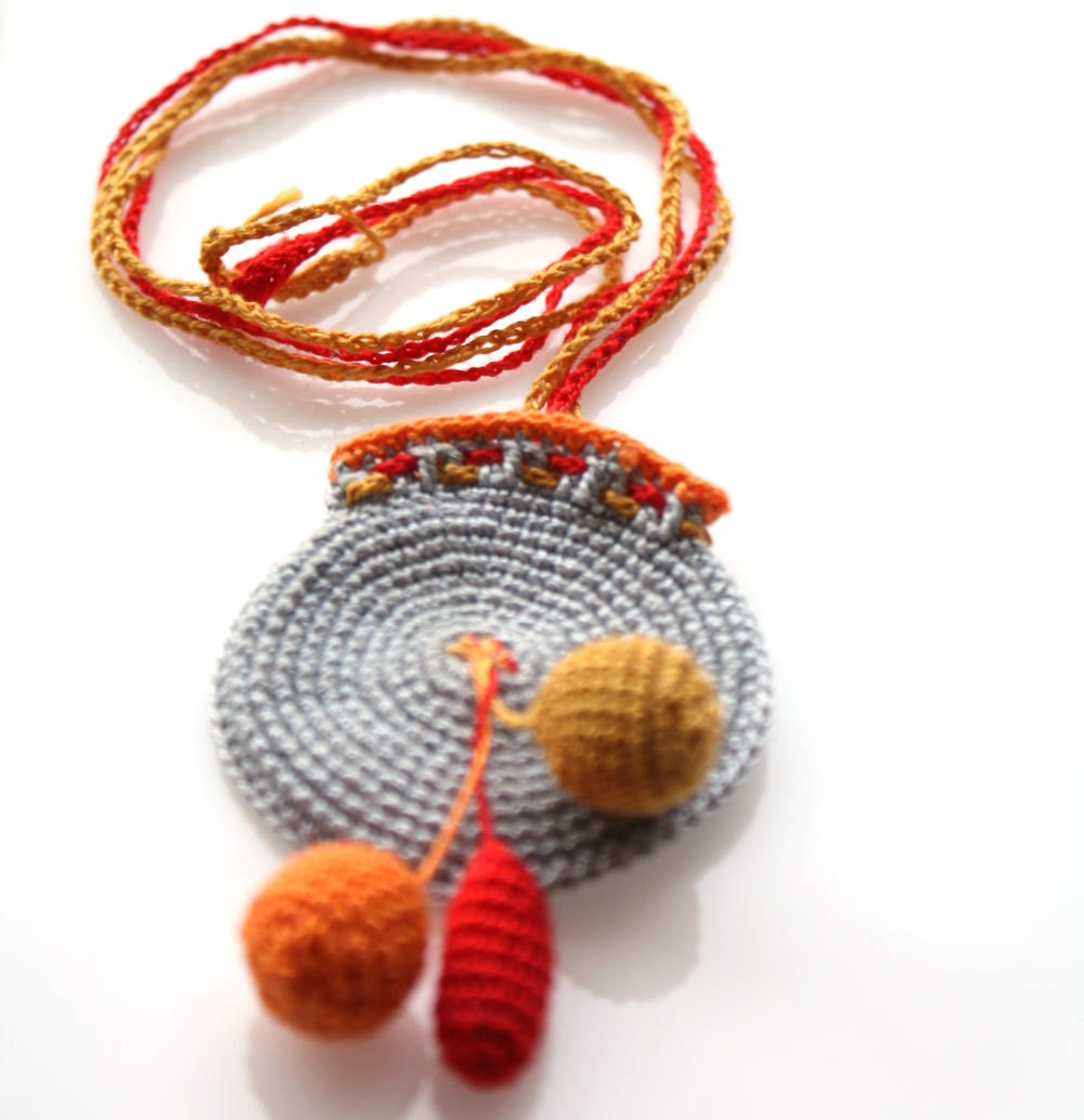 Crochet Wedding Ring Holder, round coins purse, Tiny wallet, Purse for Your Precious Stone, Amulet Pouch