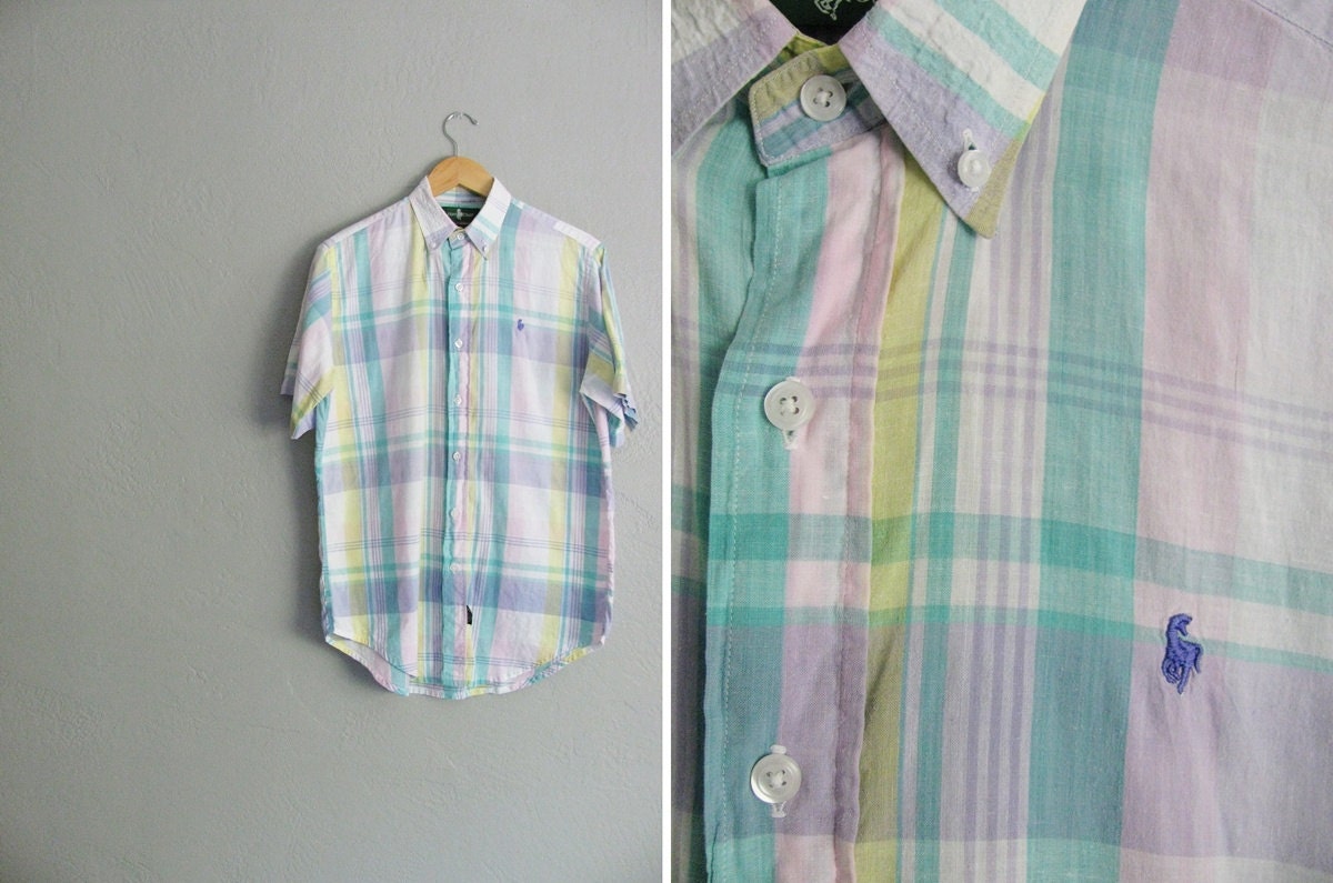 s a l e . vintage men's '80s PASTEL PLAID short sleeve SUMMER button-up shirt. size m.