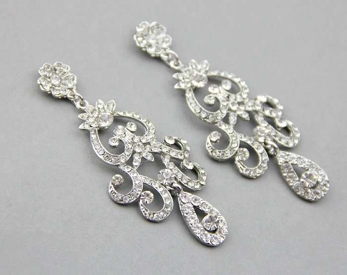 Wedding  chandelier earrings ,dangle  wedding crystals earrings, wedding jewelry , bridal jewelry, rhinestone earrings - Style 460