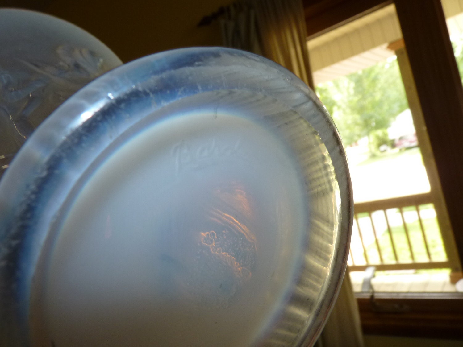 LALIQUE style OPALESCENT VASE 1930s Josef Inwald for Barolac