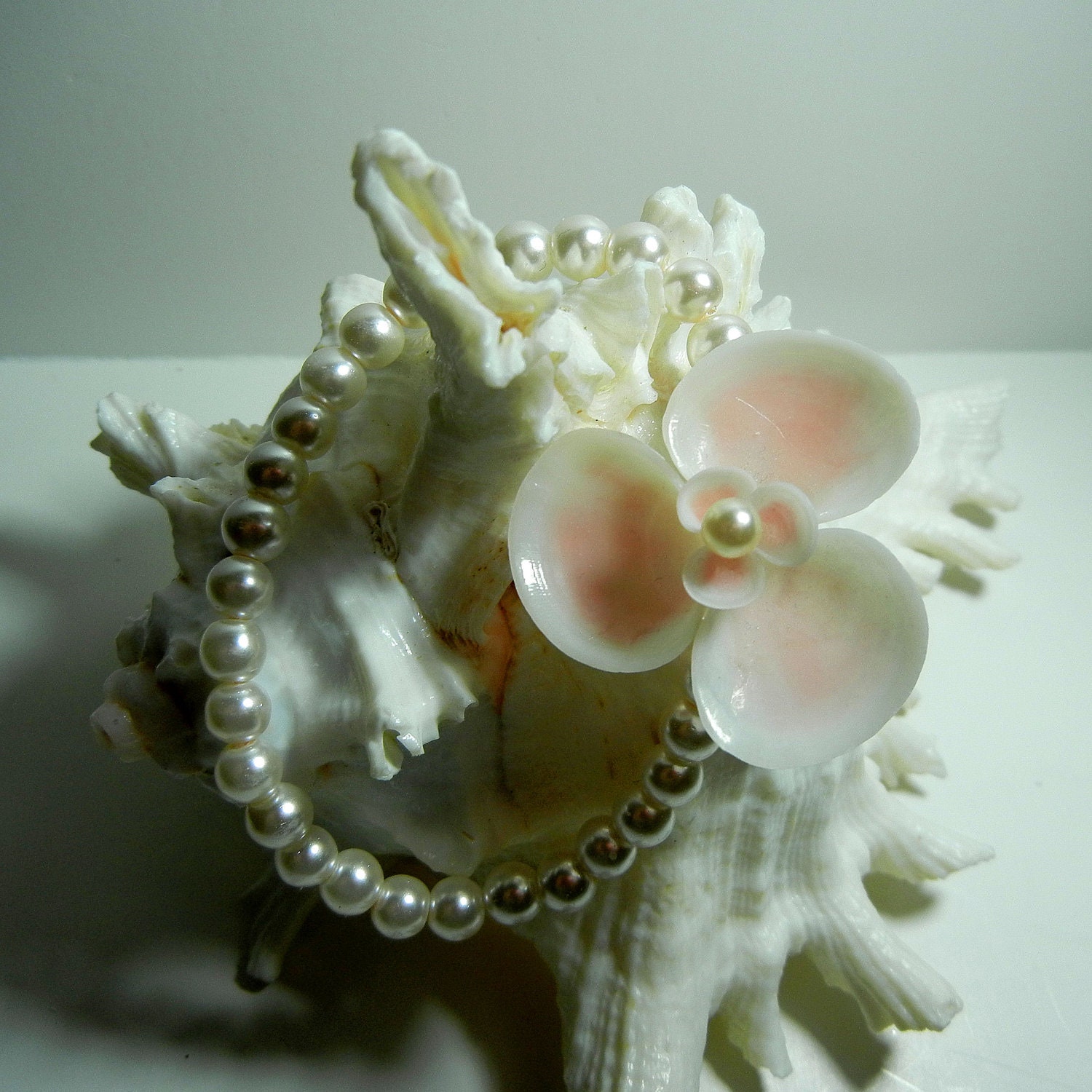 Seashell  Pearl Wrist Corsage Bracelet - Pink Seaflower