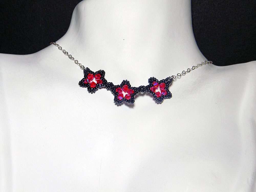 Hot Pink Swarovski Crystal Beaded Star Necklace Beadweaving Sterling Silver - "Une Étoile"