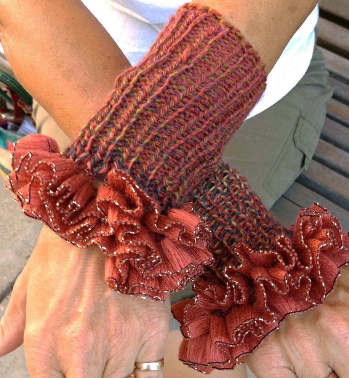 TuTu Lamé Ruffled Wristers Pattern