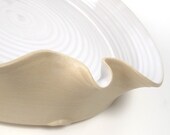 MADE TO ORDER: fOlding bOwl to present your fruit or other deliciOus food