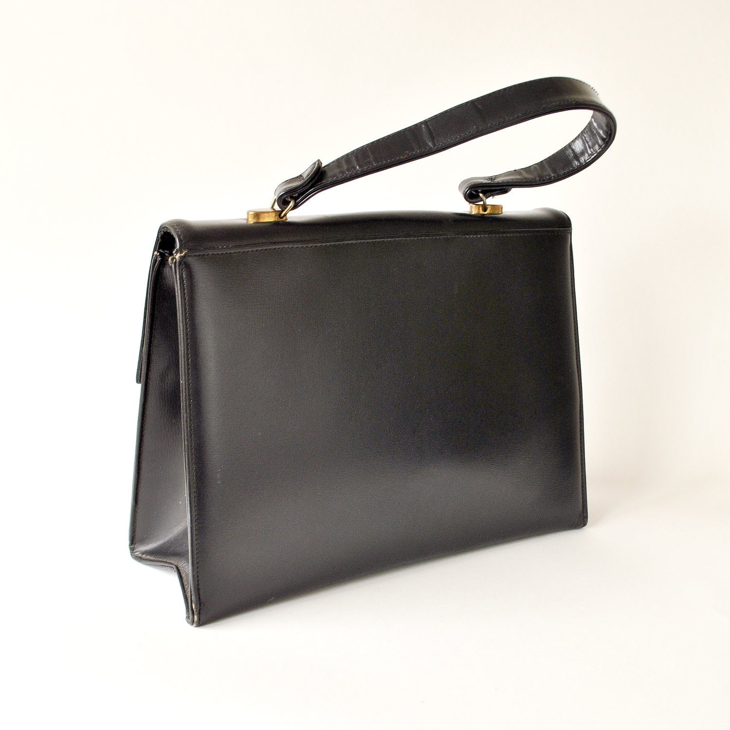 vintage handbag / 60s purse / black bag / mod / vinyl purse / large handbag / black and gold