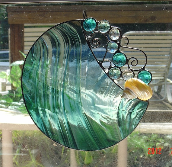 Handmade Round Stained Glass Suncatcher by StainedGlassAndMore
