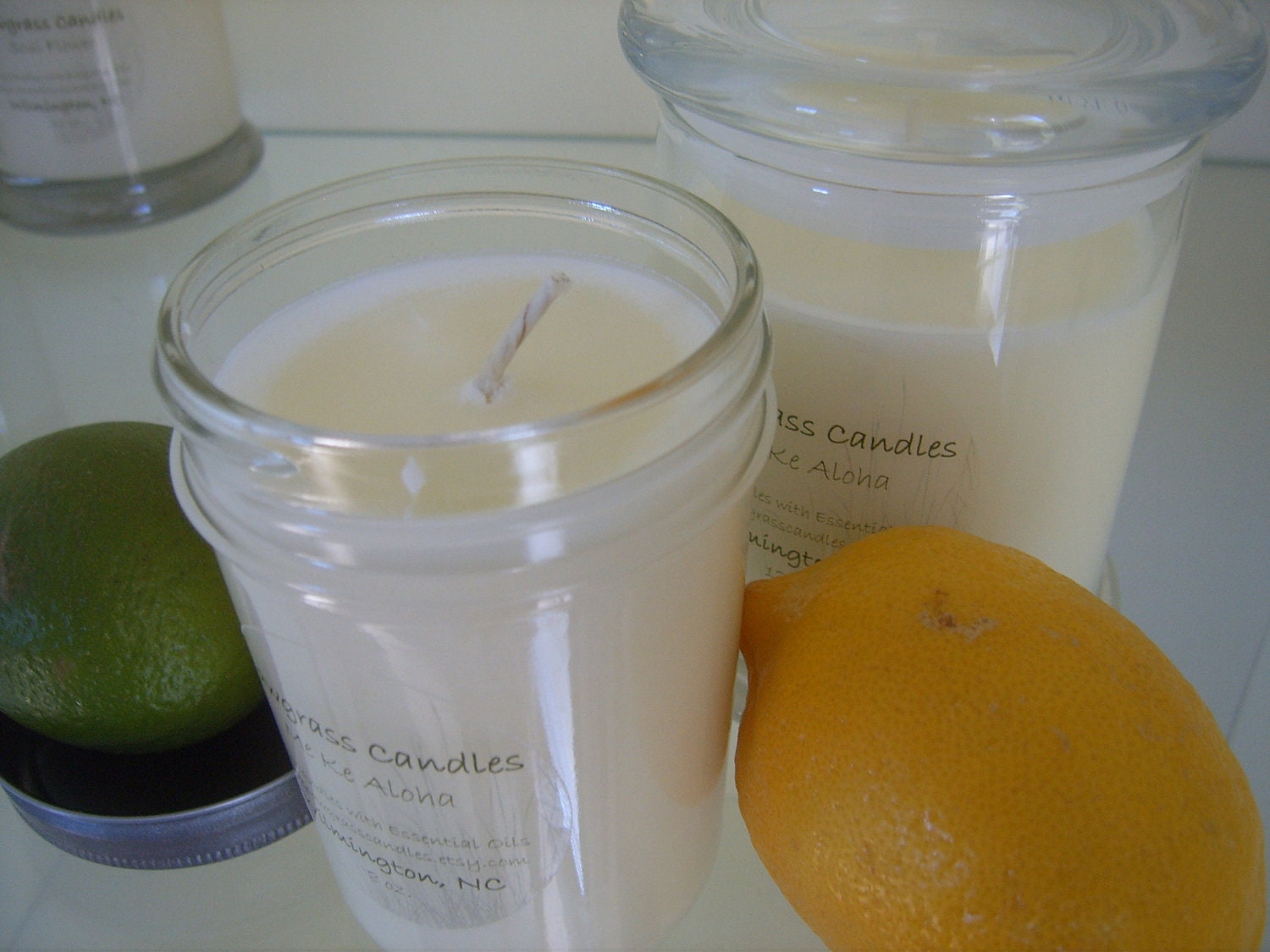 Me Ke Aloha - 8oz. Essential Oil Blend Soy Wax Candle