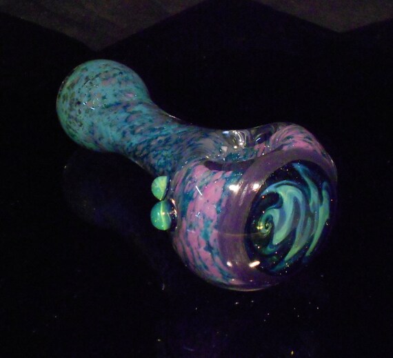 Glass Pipe Custom Colors Swirl Wig Wag Glass by Novaglassworks