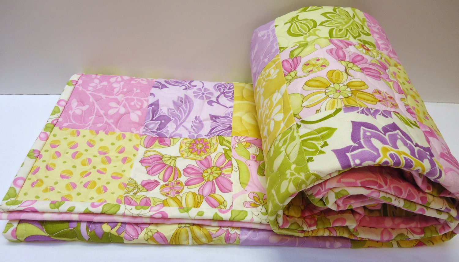 Baby Girl Quilt, Eden Baby Quilt, Modern Patchwork Quilt. Pink, Purple, Lavender, Yellow, Green, Lila Tueller, Moda