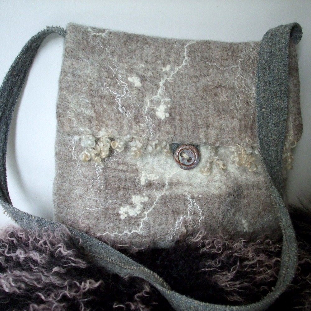 Felted Messenger Bag - Natural wool - fully lined