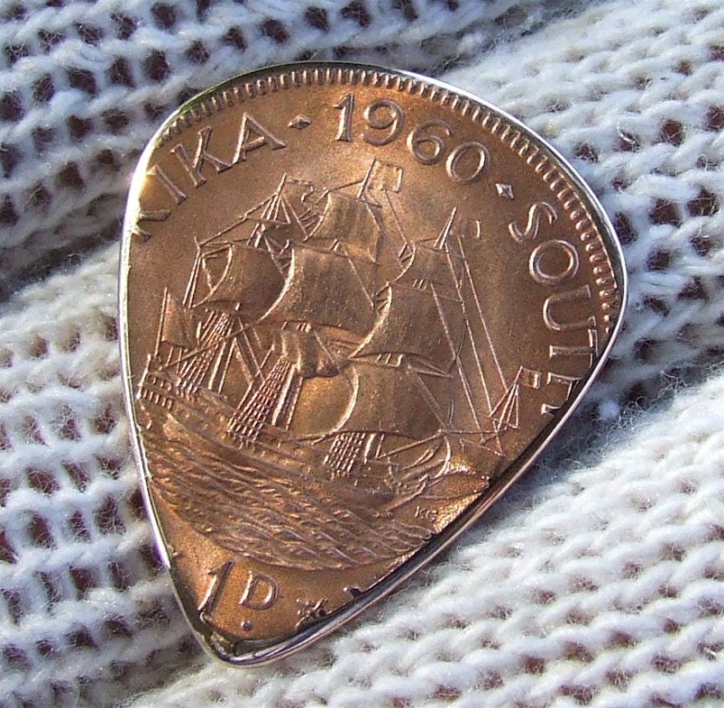 Custom Coin Guitar Pick - Handmade with a 1960 Bronze Large Penny - Premium Coin Pick