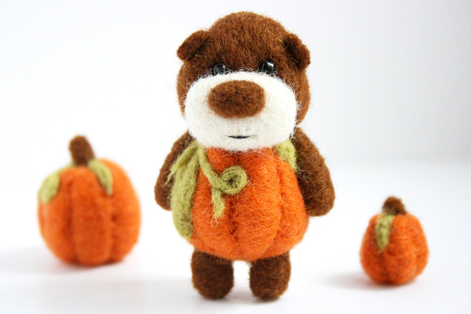 RESERVED for Elizabeth, Felted pumpkin bear