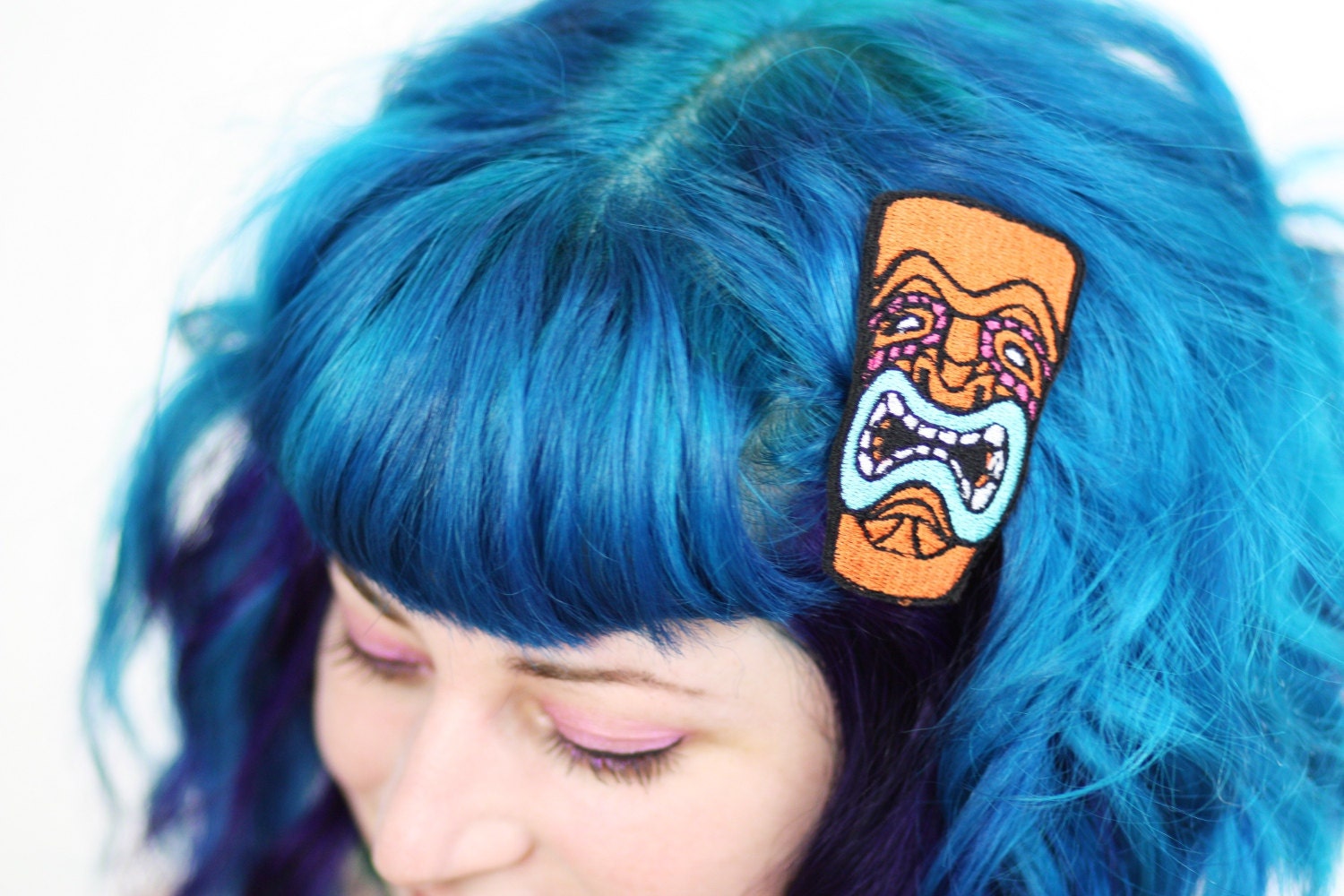 Tiki Hairclip, Sad Tiki, Turquoise and Pink Hightlights, Rockabilly Hairclip