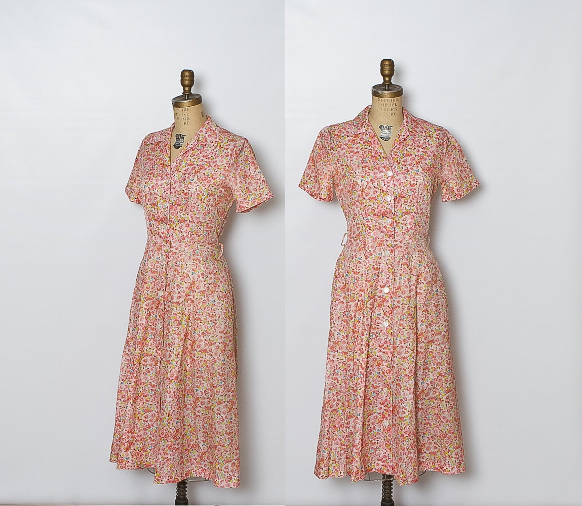 vintage 1950s floral dress