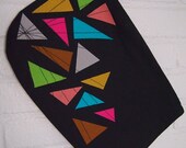 Triangle zipper clutch in black.