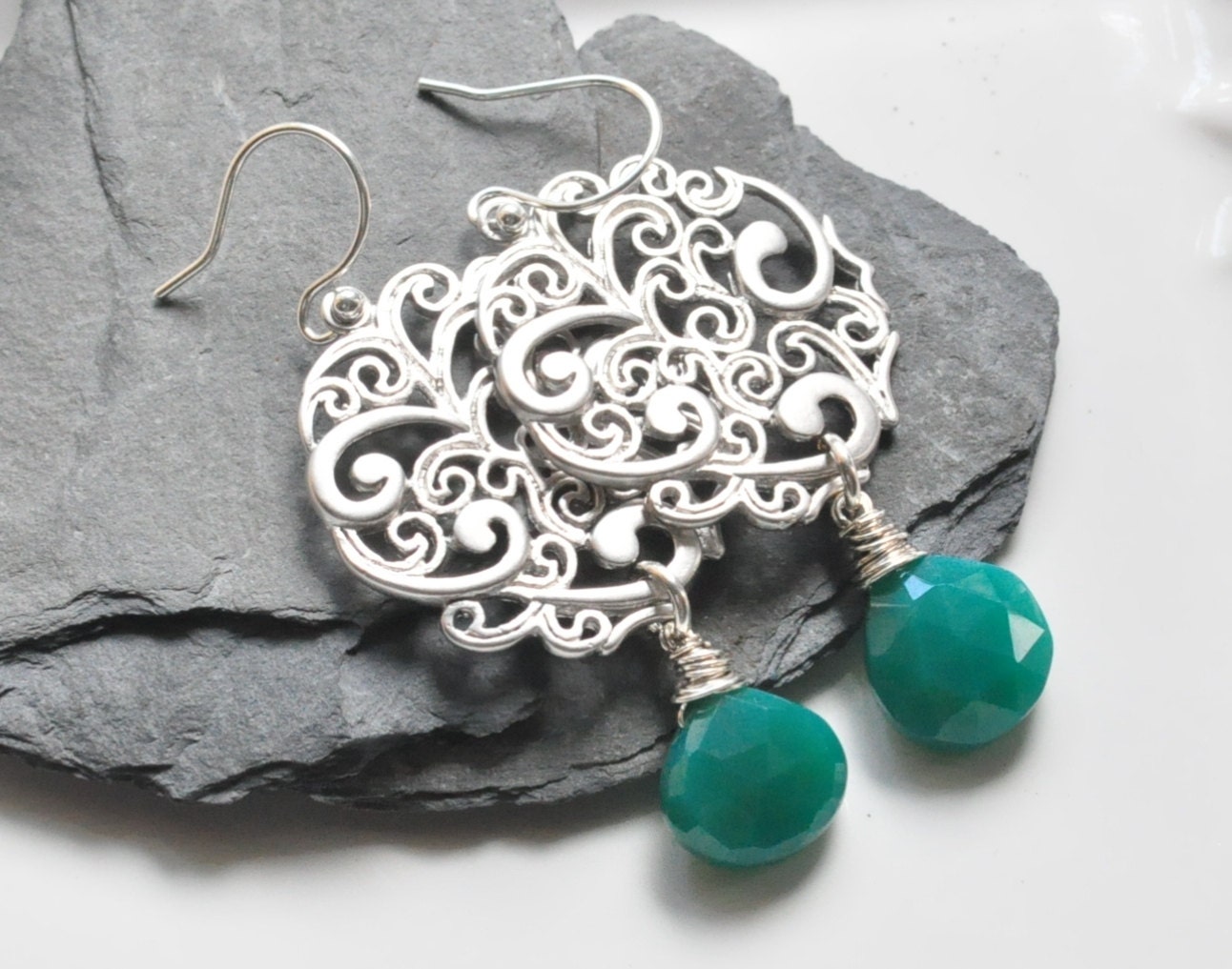 Green Onyx Chalcedony Stone Ancient Motif Filigree Earrings,Bohemian Wire Wrap Chalcedony Earrings, Casual Everyday Wear Jewelry