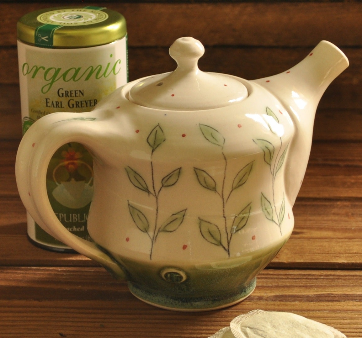 Porcelain Teapot with Leaf Motif