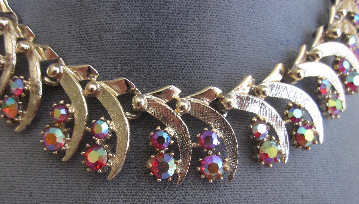Vintage Signed ART Carnival Red Aurora Borealis Gold Choker Necklace