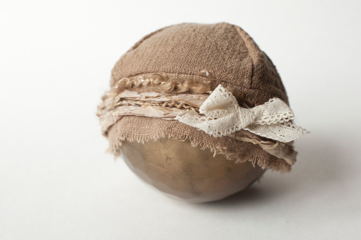 RESERVED - Newborn girl fabric hat with bow - photography prop - tan