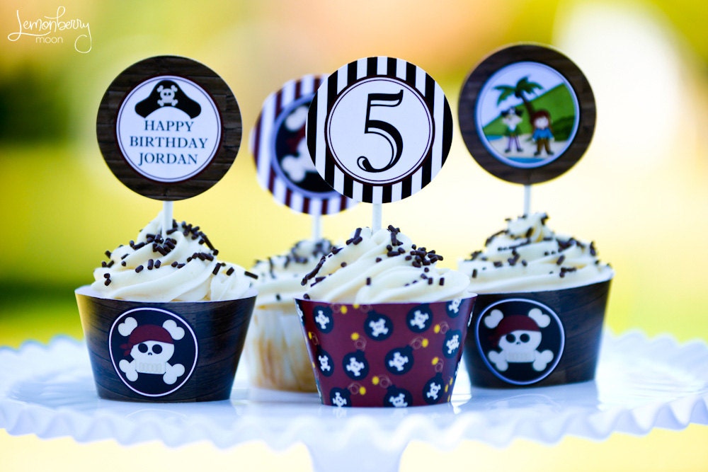 Pirate Cupcake Wrappers - INSTANT DOWNLOAD Il_570xn