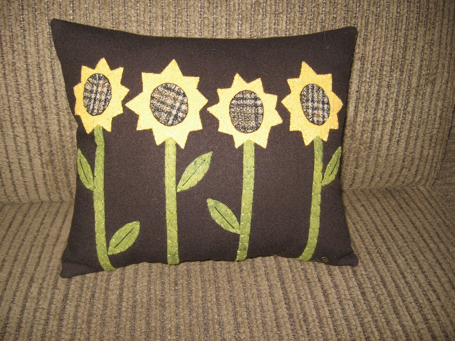 SUNFLOWER APPLIQUE Wool Pillow hand stitched  JKB