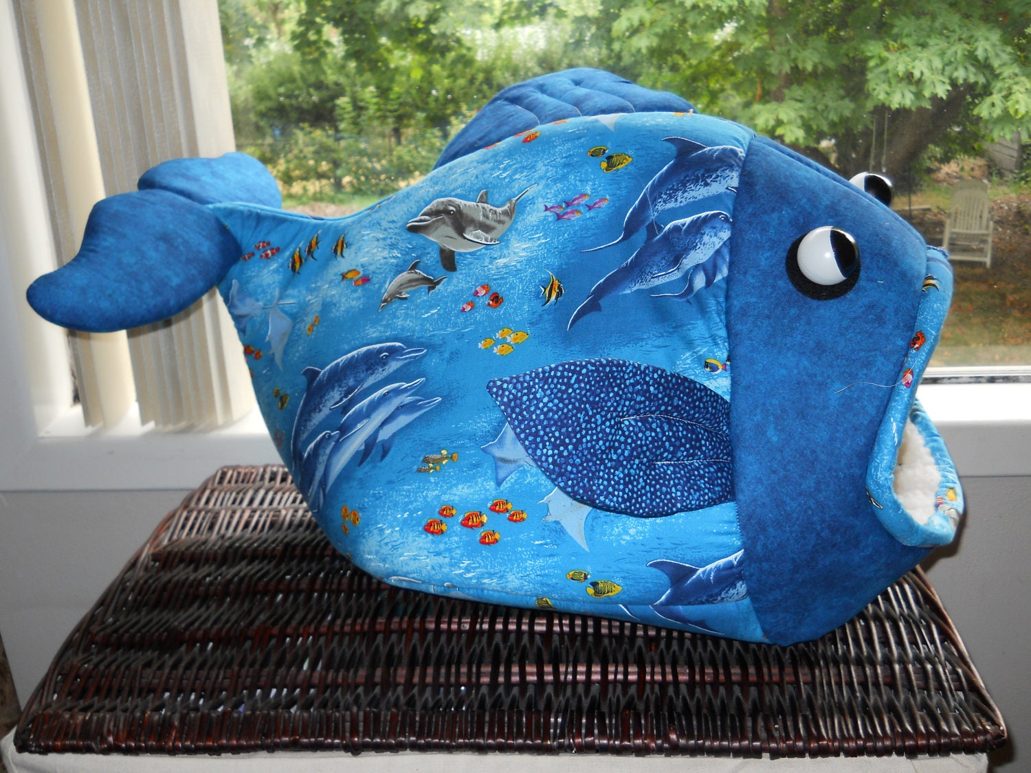 Fish shaped pet bed ocean dolphins cat bed