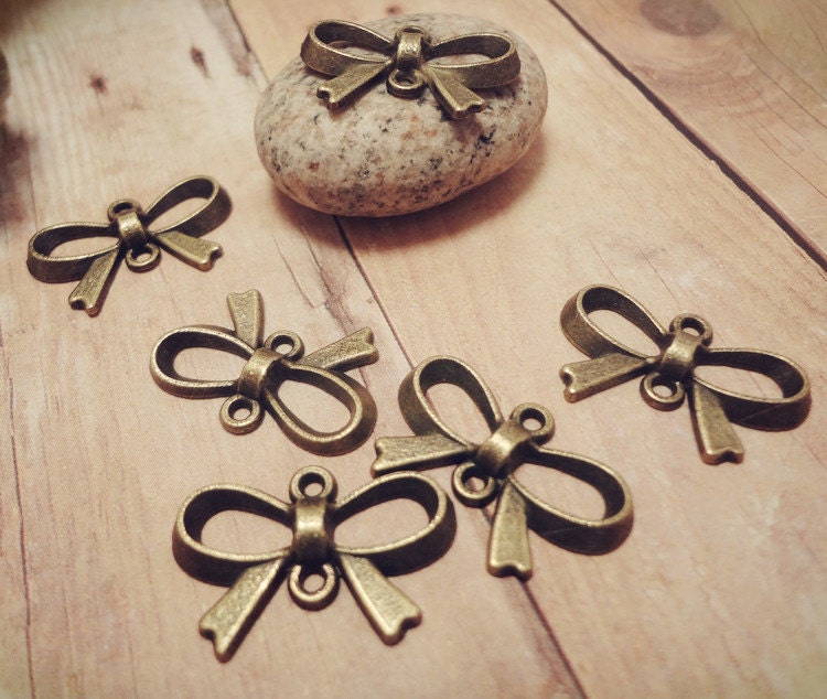 20pcs Antique Bronze Cute Bow Jewelry Connectors P35-HK9074