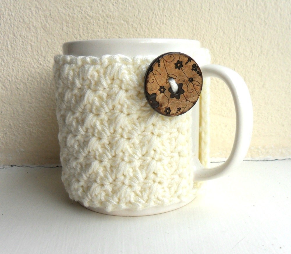 Omg need to make this! Crochet mug cozy, Cozy crochet patterns, Mug cozy