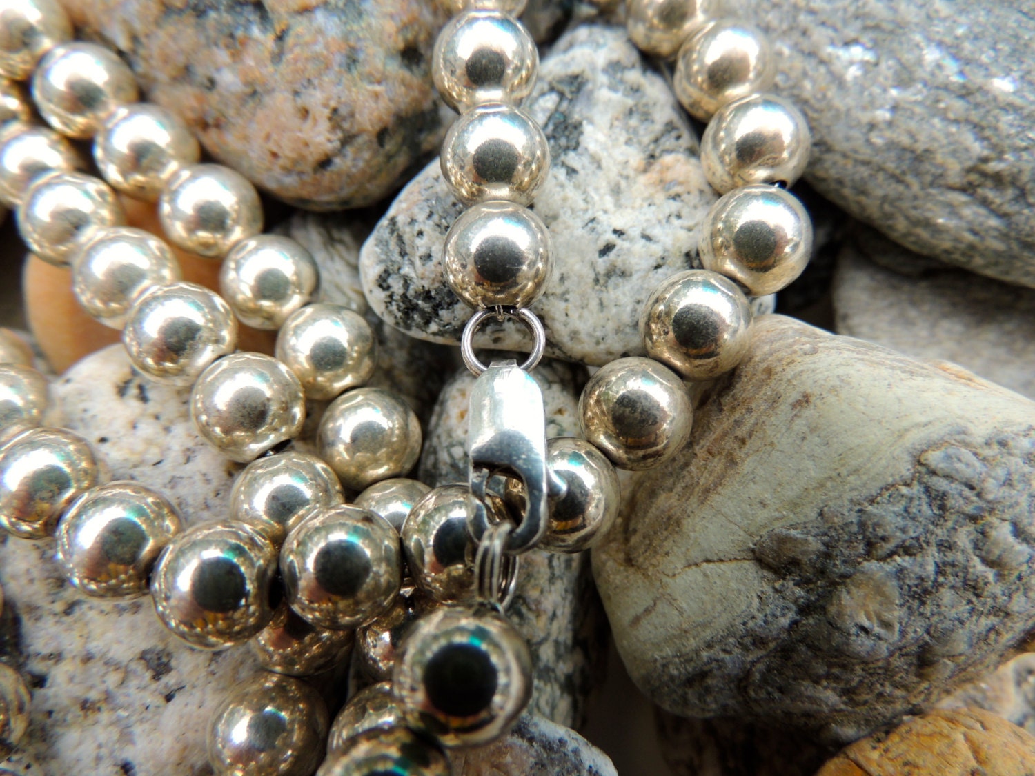Sterling silver beads              VJSE