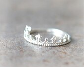 Tiara Ring in sterling silver
