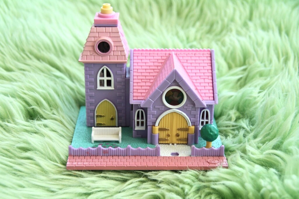 polly pocket chapel, bluebird original, 90s