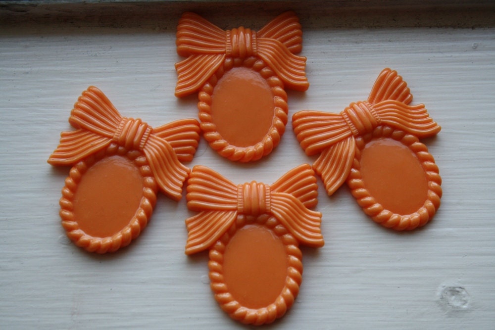 Destash Shiny Rockabilly Bow Cameo Setting in Orange- Set of 4