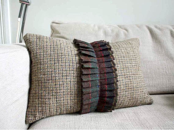 Harris Tweed Recycled  Decorative Pillow / Accent Cushion Cover. Vintage Wool. Ruffle Detail, 30x45cm 12''x18''