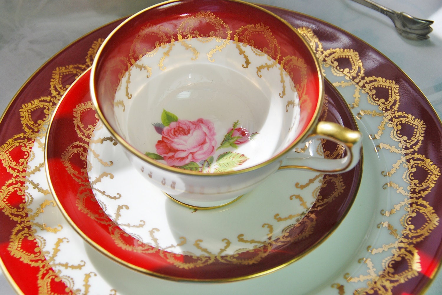 Sparkling Aynsley Footed Tea Cup/ Saucer/ Plate Trio Red, Pink Rose and Gilt, England c. 1960s