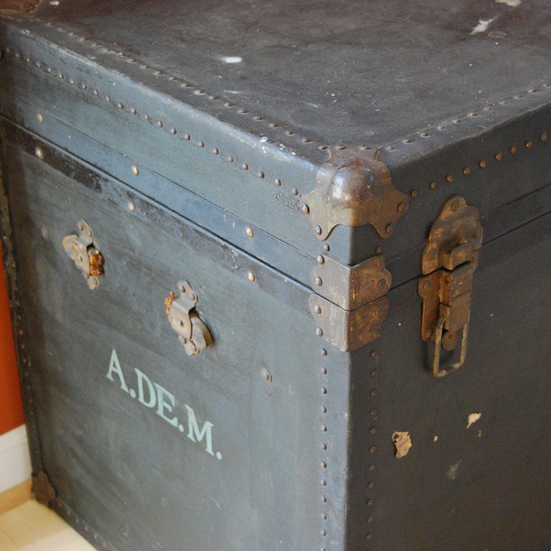 Vintage Steamer Trunk by Mendell Drucker, Cincinnati