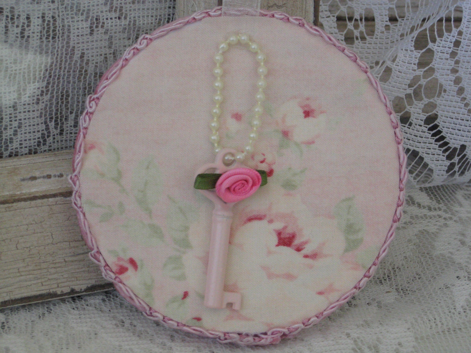 French Country Ornament, Pink Floral