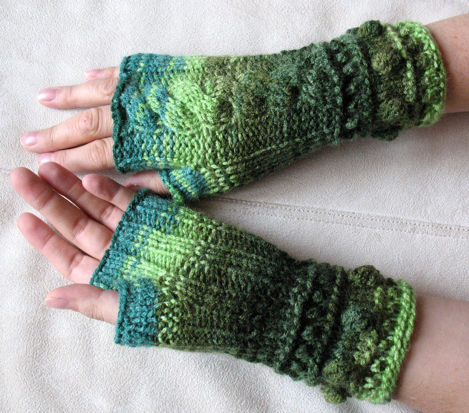 Fingerless Gloves Wrist Warmers Mittens moss salad green black beige brown blue-green knit