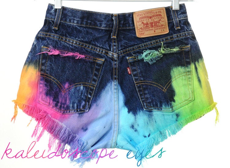 Vintage LEVIS High Waist RAINBOW OMBRE Dyed Denim Cut Off Shorts M