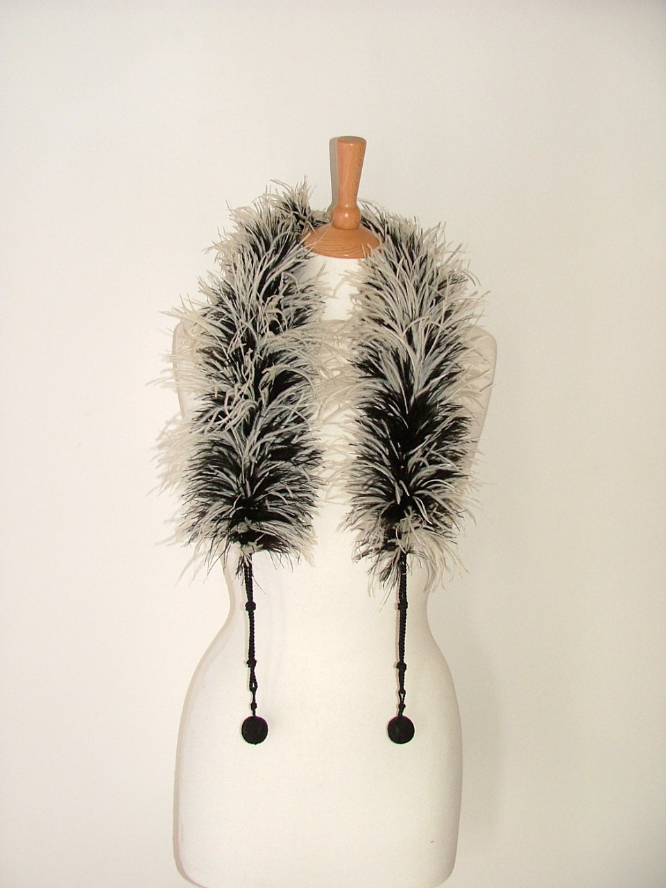 Vintage Art Deco flapper style ostrich marabou feather boa collar scarf black white with ball rope fasteners burlesque