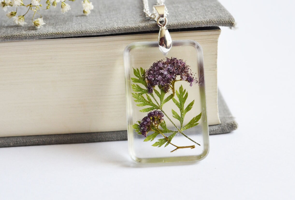 Real Flower Jewelry. Resin and Flower Pendant. Real Flower Jewelry. Wedding Party Gifts.Purple Flower and Leaf