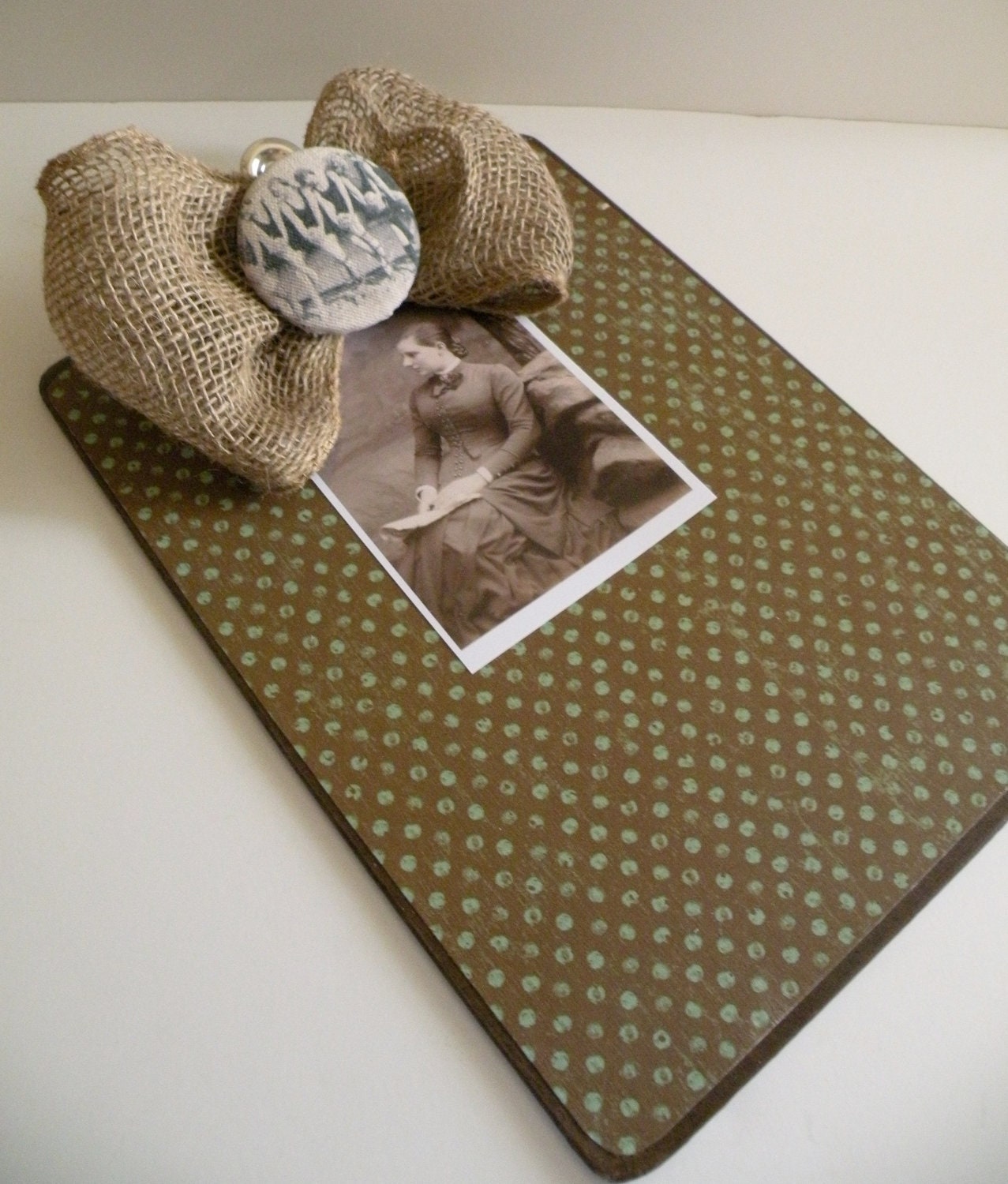 Vintage Clipboard Upcycled to Display Art, Photos or as Office Accessory