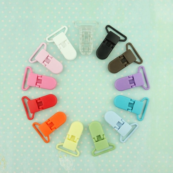 10 KAM Clips/Plastic Clips Pacifier by ILoveBigButtons on Etsy